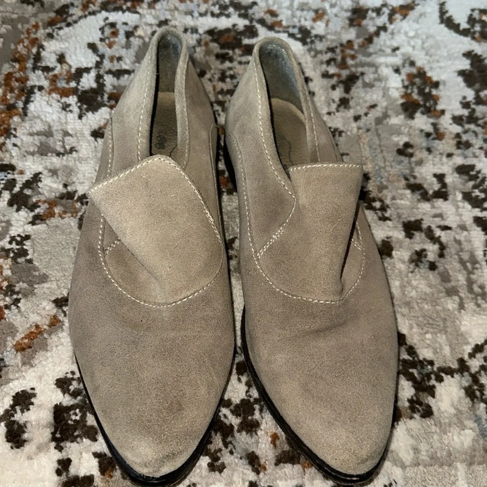 Free People Suede Slip On Loafers Size 10.5